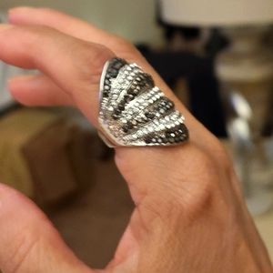 Cocktail ring size 8
